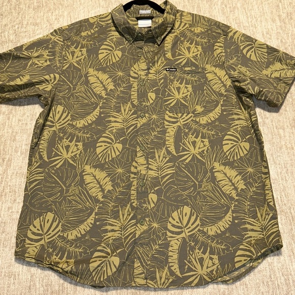 XL Men's Columbia cotton shirt palm leaf print button up  army green light green - Picture 1 of 5